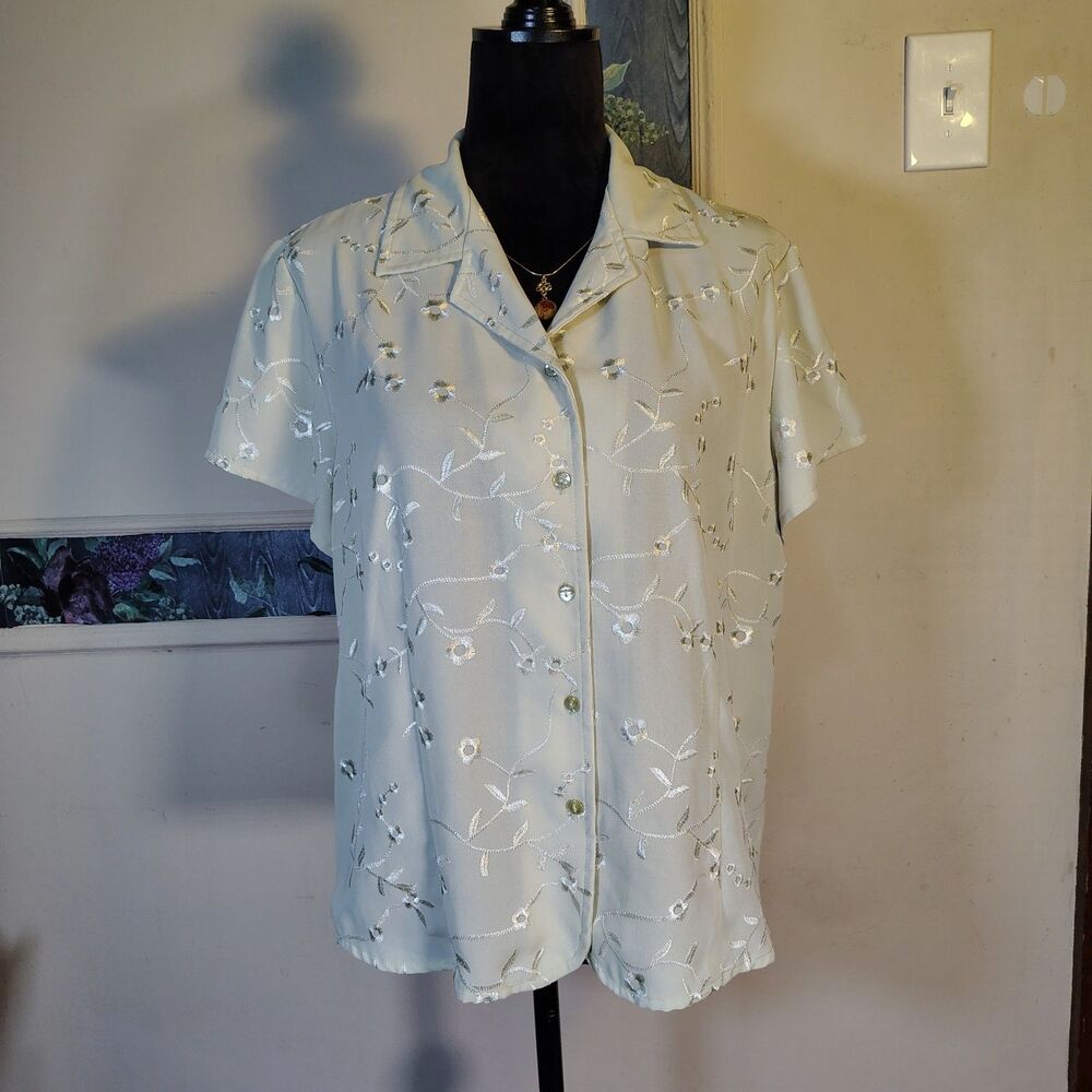 Floral Sage Embroidered Garden Party Granny Momcore VTG Button Down Shirt/T171